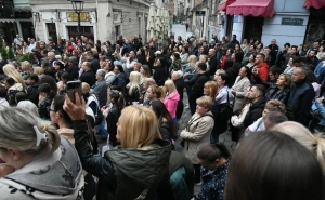 Foto: Milan Ilić / RIngier / Veliki broj ljudi pjeva Halida Bešlića u Skadarliji