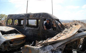 Foto: AA / Nelegalni izraelski doseljenici zapalili palestinska vozila u blizini Betlehema
