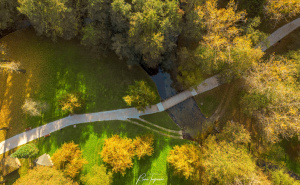 Foto: Boris Trogrančić / Vrelo Bosne u bojama jeseni