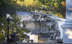 Foto: EPA - EFE / Rušenje dijela Bijele kuće
