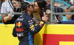 Foto: EPA - EFE / Max Verstappen i Kelly Piquet