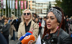 Foto: N. G. / Radiosarajevo.ba / Udruženje 'Renesansa' pred NPS-om