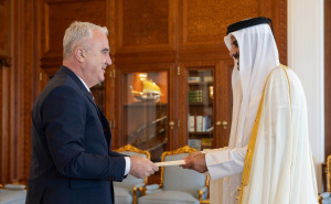 Foto: Ustupljena fotografija / Ambasador Ahmet Halilović i Emir Države Katar Tamim bin Hamad al-Thani
