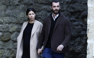 Foto: EPA - EFE / Louis Sarkozy sa suprugom