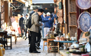 Foto: A.K./Radiosarajevo.ba / Šetnja u suncem okupanom Sarajevu