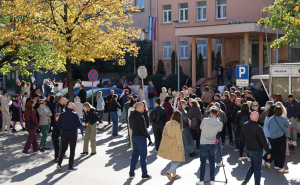 Foto: Fena / Protest zdravstvenih radnika u HNK