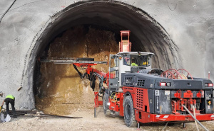 Foto: JP Autoceste FBiH / Probijanje tunela Kvanj