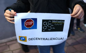Foto: Dž. K. / Radiosarajevo.ba / Protest u MZ Pionirska dolina zbog Metadonskog centra KS