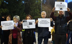 Foto: Dž. K. / Radiosarajevo.ba / Protest u MZ Pionirska dolina zbog Metadonskog centra KS