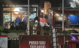 Foto: Anadolija / Požar u Domu penzionera u Tuzli