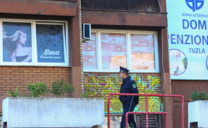 Foto: Dž. K. / Radiosarajevo.ba / Dom penzionera u Tuzli dan nakon tragičnog požara