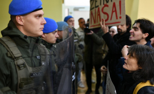 Foto: A. K. / Radiosarajevo.ba / Građani i građanke ušle u Vladu KS