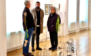 Foto: Vlada KS / Strajo Krsmanović, Kenan Magoda i Safet Zec