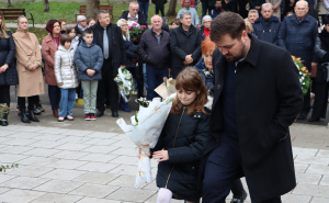 Foto: Press služba KS / Obilježavanje godišnjice ubistva Fatime Gunić i tri učenika