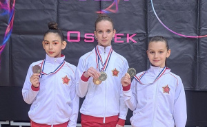 Foto: KRG Sloboda / Ela Velagić, Tajra Pejić i Džejla Hujdurović