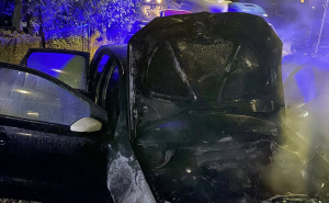 Foto:Facebook/PVB Mostar -vatrogasci / Gorio osobni automobil u Mostaru