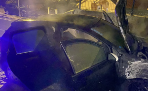 Foto:Facebook/PVB Mostar -vatrogasci / Gorio osobni automobil u Mostaru