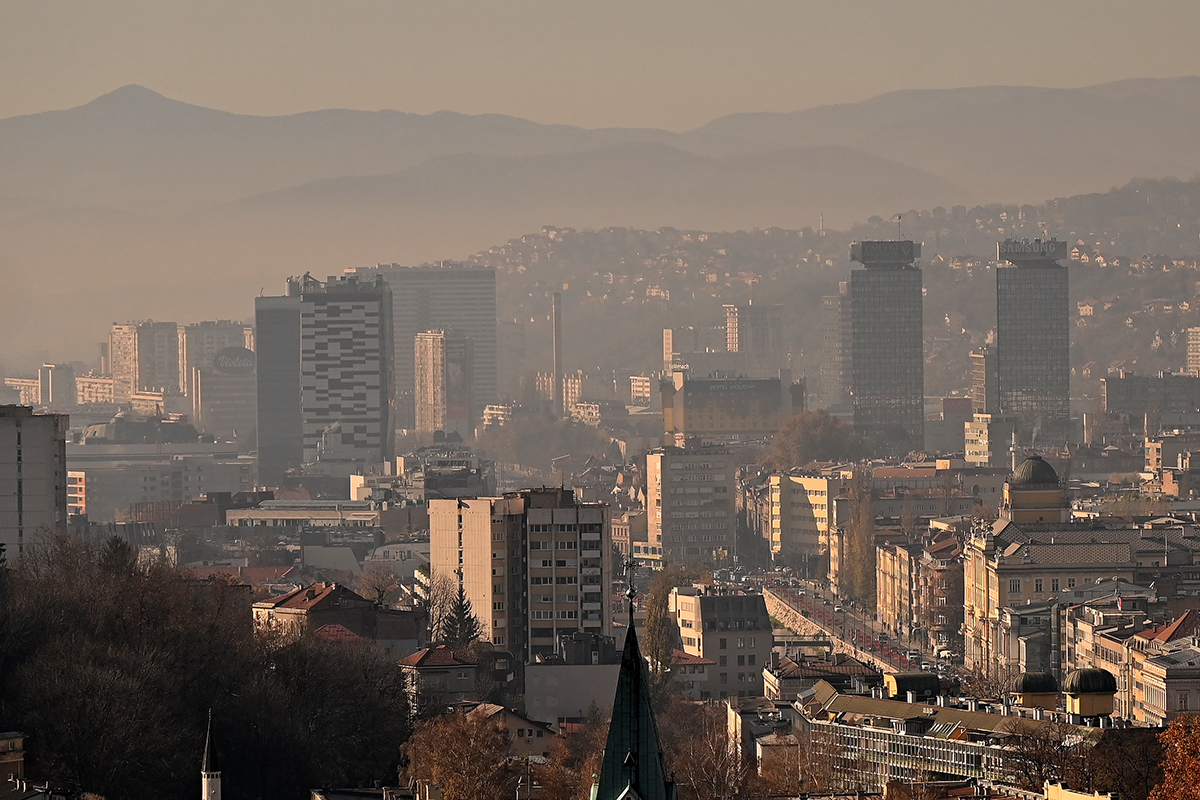 Pogled iz zraka na Sarajevo