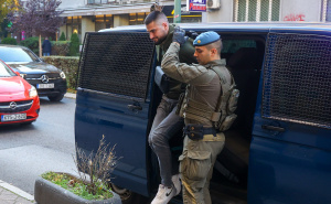 Foto: Dž. K. / Radiosarajevo.ba / Privođenje osumnjičenih u Kantonalno Tužilaštvo KS