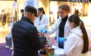 Foto: Dž. K. / Radiosarajevo.ba / Mjerenje šećera u Sarajevu