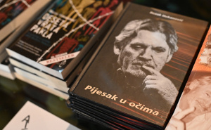 Foto: N.G./Radiosarajevo.ba / Rezak Hukanović, promocija knjige