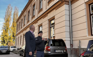 Foto: Ministarstvo odbrane BiH / Zukan Helez u obilasku Doma OSBiH