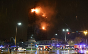 Foto: Matija Habljak / Pixsell / Gori Vjesnikov neboder u Zagrebu