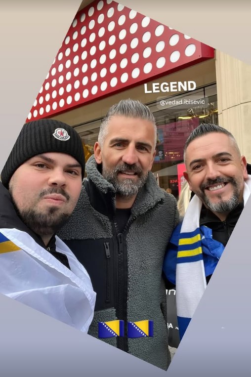 Vedad Ibišević sa navijačima BiH u Beču