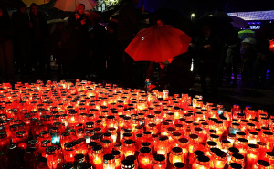 Foto: FENA / Mostar se prisjetio Vukovara i Škabrnje