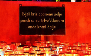 Foto: FENA / Mostar se prisjetio Vukovara i Škabrnje