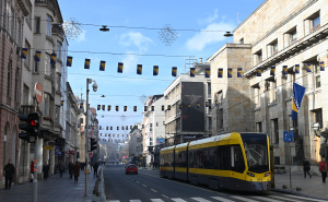 Foto: N. G. / Radiosarajevo.ba / Sarajevo ukrašeno državnim zastavama povodom Dana državnosti BiH