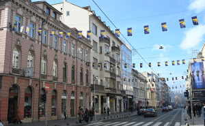 Foto: N. G. / Radiosarajevo.ba / Sarajevo ukrašeno državnim zastavama povodom Dana državnosti BiH