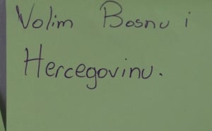 Foto: Općina Novo Sarajevo / Djeca u Novom Sarajevu čestitala 25. novembar