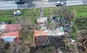 Foto: A. K. / Radiosarajevo.ba / Smeće u sarajevskom naselju