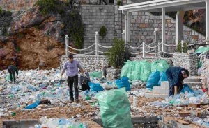 Foto: Grgo Jelavić/PIXSELL / Dubrovnik zatrpan smećem i otpadom