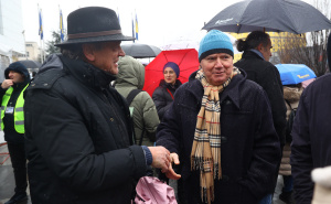 Foto: BHRT / Protesti BHRT-a ispred Parlamenta BiH