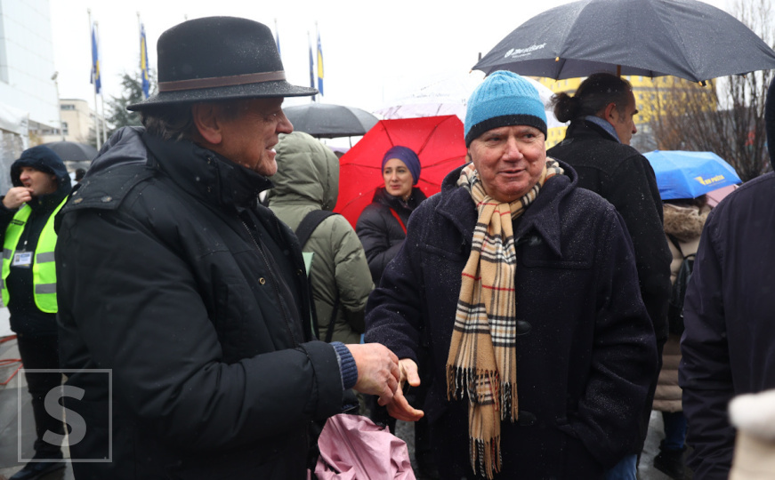 Protesti BHRT-a ispred Parlamenta BiH