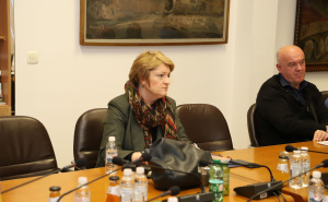 Foto: Ministarstvo obrazovanja KS / Održan sastanak na temu procesa obnove fiskulturne sale u OŠ 'Vladislav Skarić'