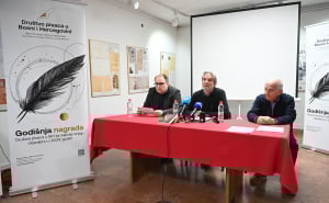 Foto: N.G./Radiosarajevo.ba / Faruk Šehić dobitnik godišnje nagrade Društva pisaca u BiH