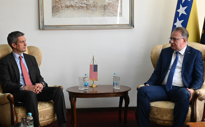 Nermin Nikšić i Mark Fleming