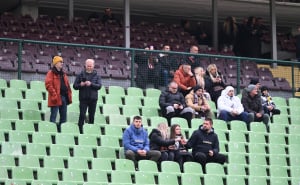 Foto: N. G. / Radiosarajevo.ba / Navijači polako dolaze na tribine stadiona Koševo