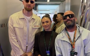 Foto: Instagram / Džanan i Amina Musa i Jason Statham