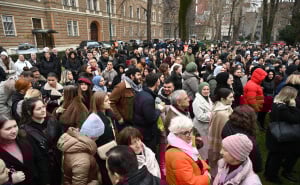 Foto: N. G. / Radiosarajevo.ba / Studenti na protestu ispred Vlade KS