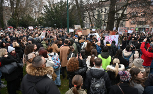 Foto: N. G. / Radiosarajevo.ba / Studenti na protestu ispred Vlade KS