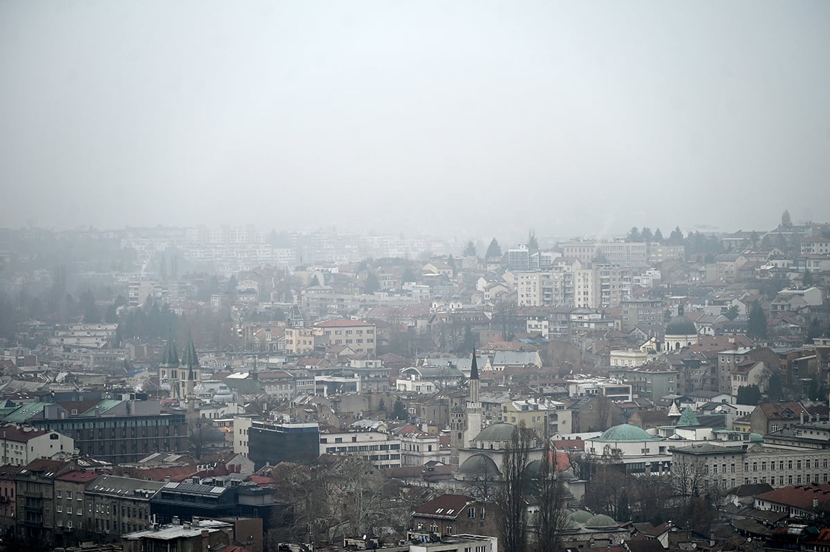 Magla i smog nad Sarajevom