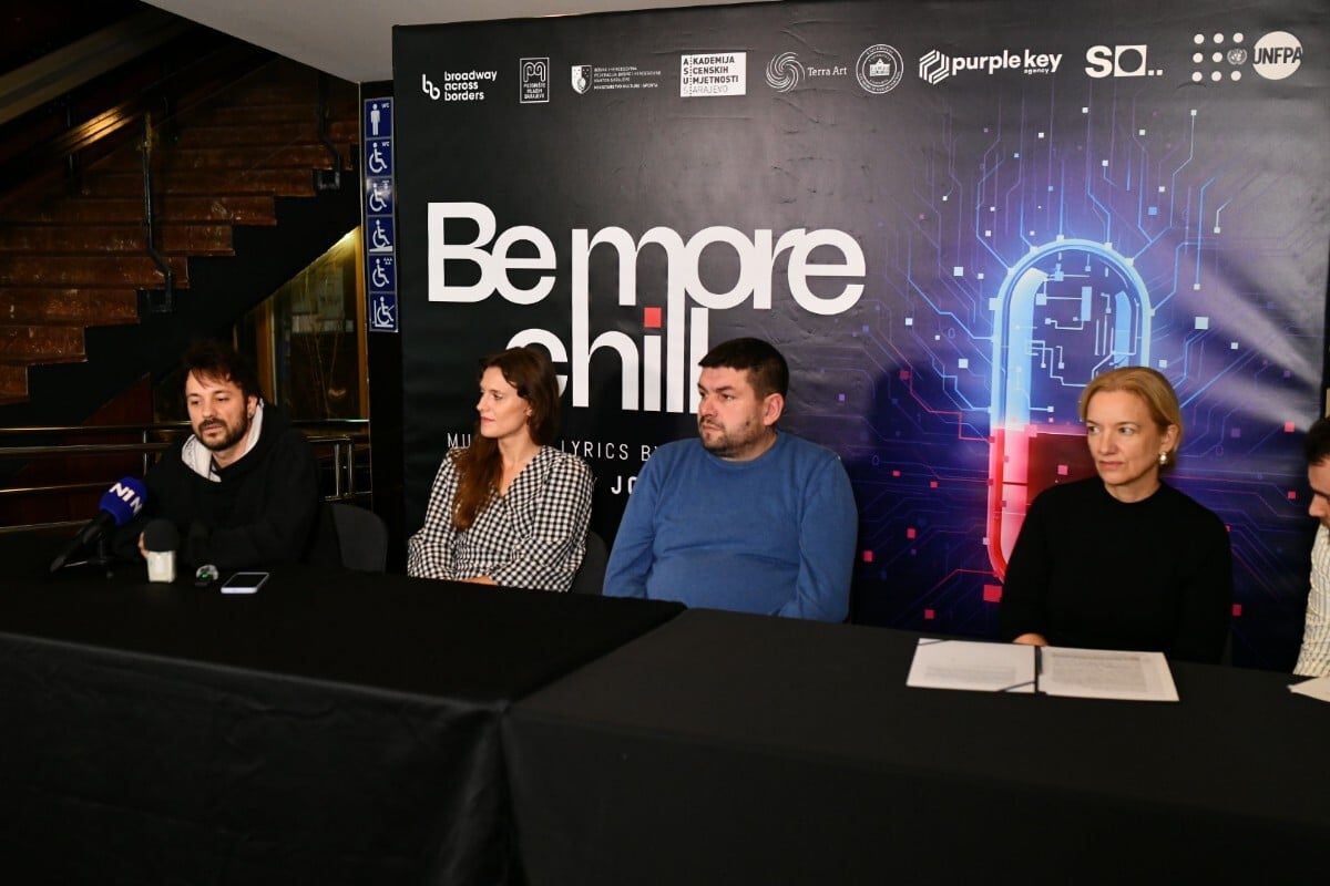 Press konferencija povodom mjuzikla "Be More Chill"