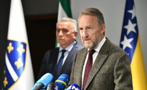 Foto: A.K./Radiosarajevo.ba / Šerif Špago i Bakir Izetbegović