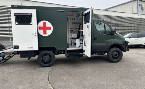 Foto: Ministarstvo odbrane BiH / OSBiH dobile sanitetsko vozilo