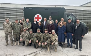 Foto: Ministarstvo odbrane BiH / OSBiH dobile sanitetsko vozilo