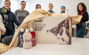 Foto: Perwoll / Haljina koja je osvojila pažnju javnosti dobija novi život